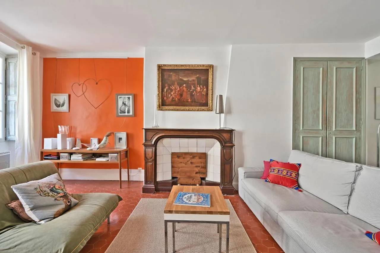 Les Felibres Apartment Avignon
