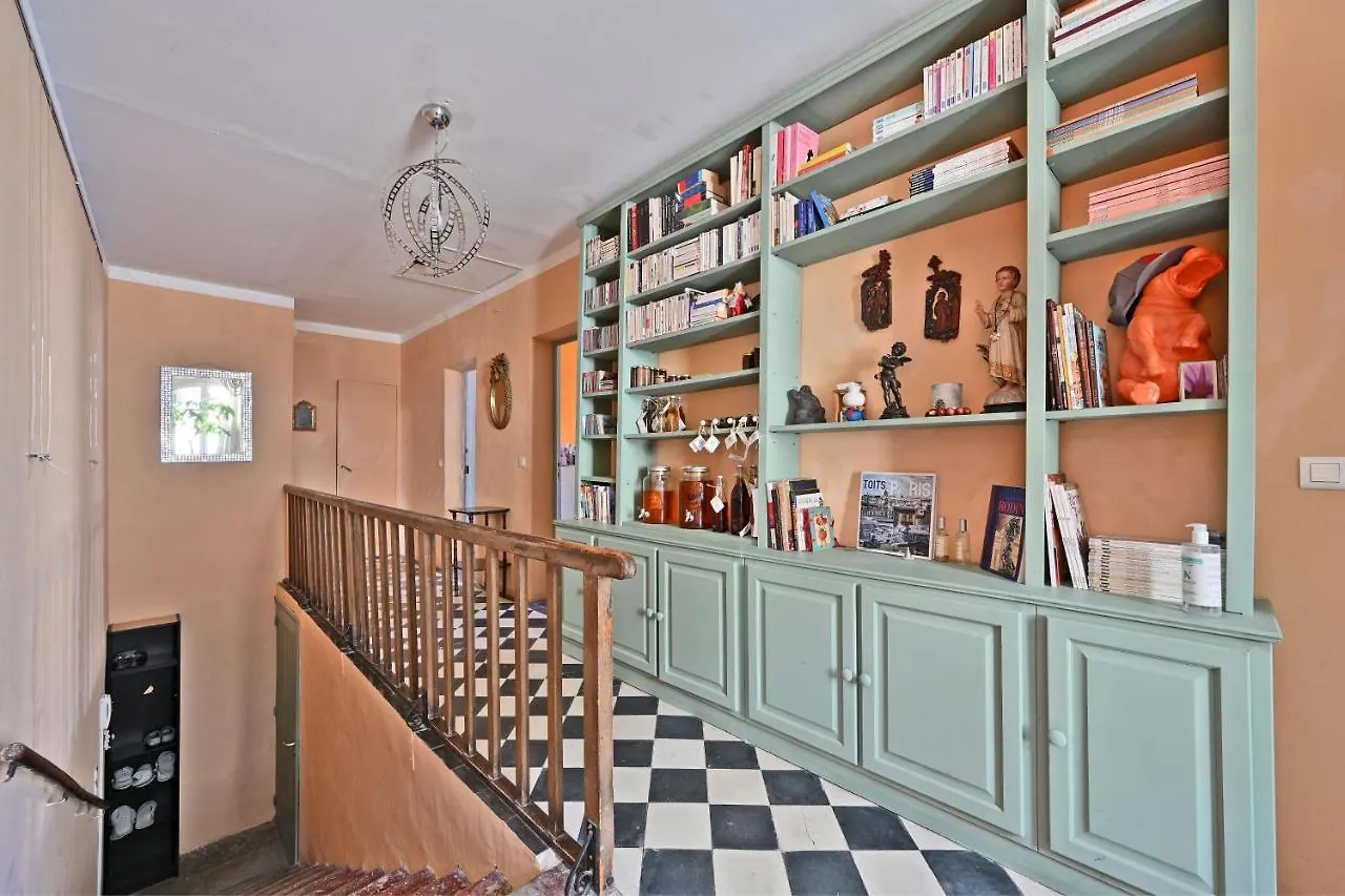 Les Felibres Apartment Avignon France